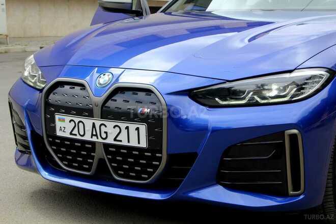 BMW i4-5