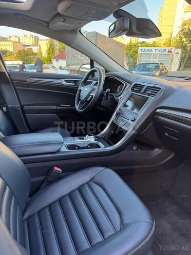 Ford Fusion (North America)-8