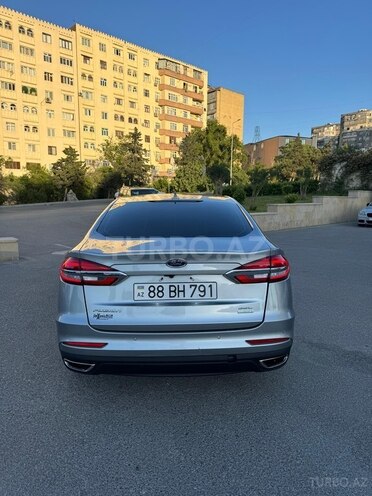 Ford Fusion (North America)-6