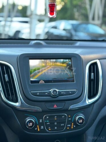 Chevrolet Equinox-21