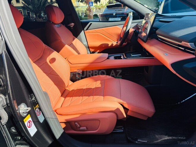 Changan Deepal S05-5