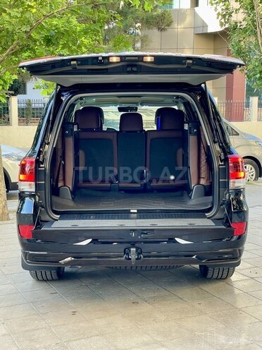 Toyota Land Cruiser-15