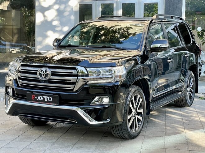 Toyota Land Cruiser-2