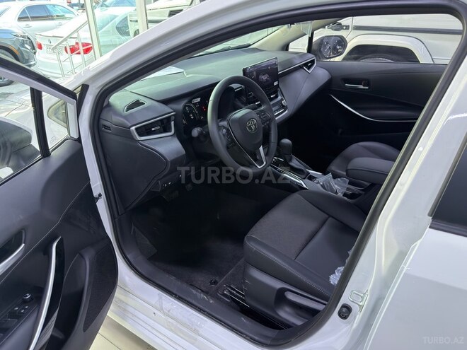 Toyota Corolla-12