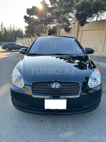 Hyundai Accent-3