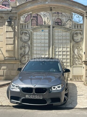BMW 528-9