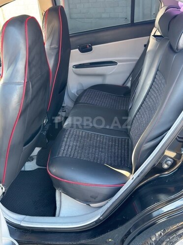 Hyundai Accent-16