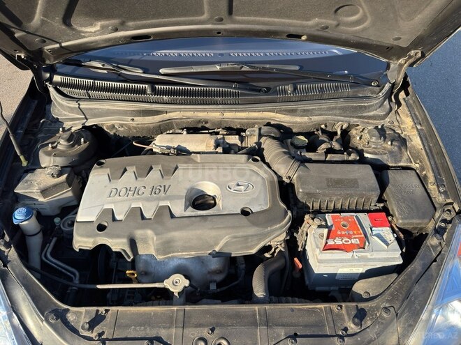 Hyundai Accent-19