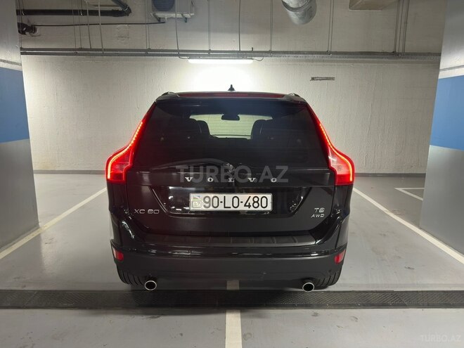 Volvo XC60-5