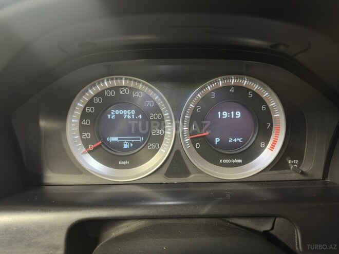 Volvo XC60-16
