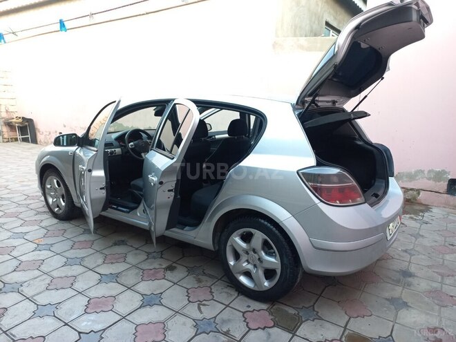 Opel Astra-3