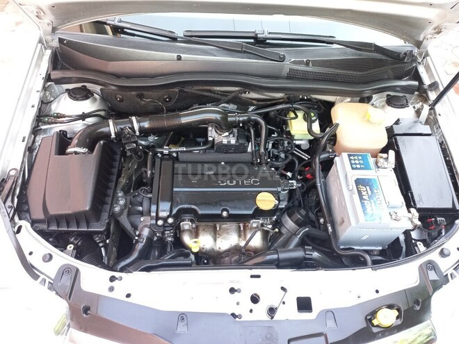 Opel Astra-13