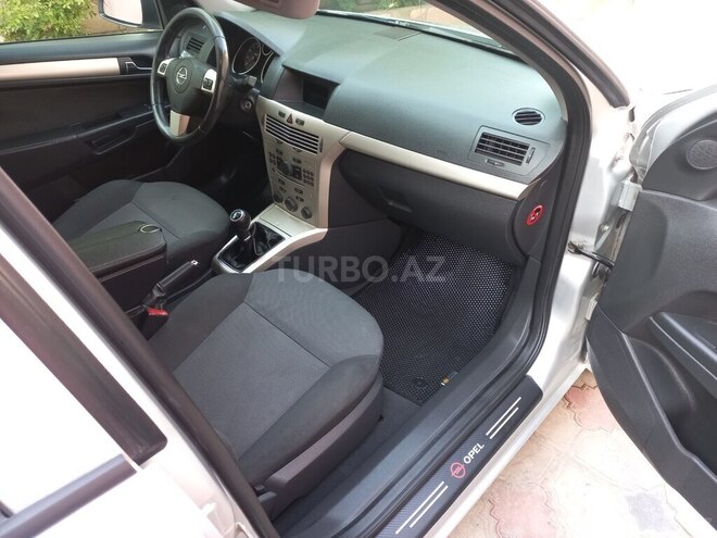 Opel Astra-17