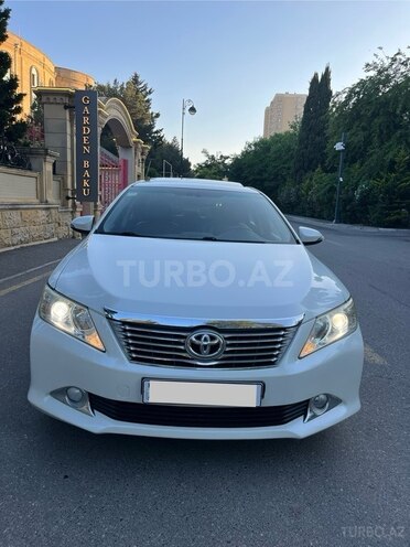 Toyota Camry-4