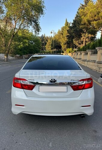 Toyota Camry-7