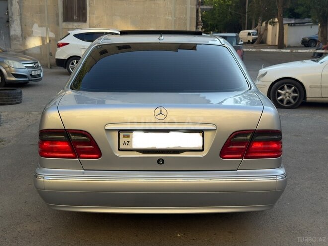 Mercedes E 280-2
