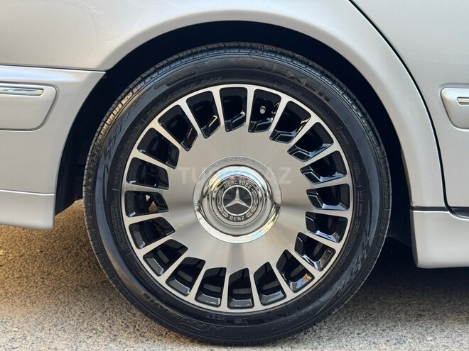 Mercedes E 280-15