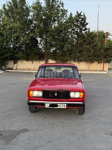 LADA (VAZ) 2107-1