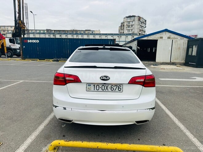 Kia Cadenza-4