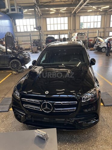 Mercedes GLS 450 4MATIC-1