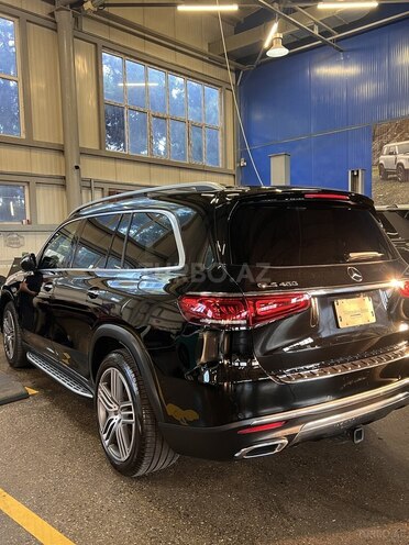 Mercedes GLS 450 4MATIC-3