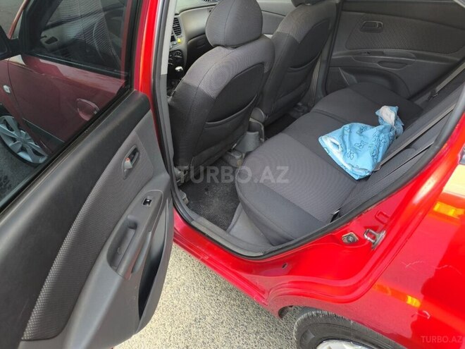 Kia Rio-4