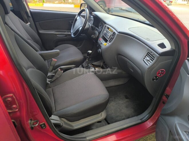 Kia Rio-7