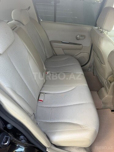 Nissan Tiida-9