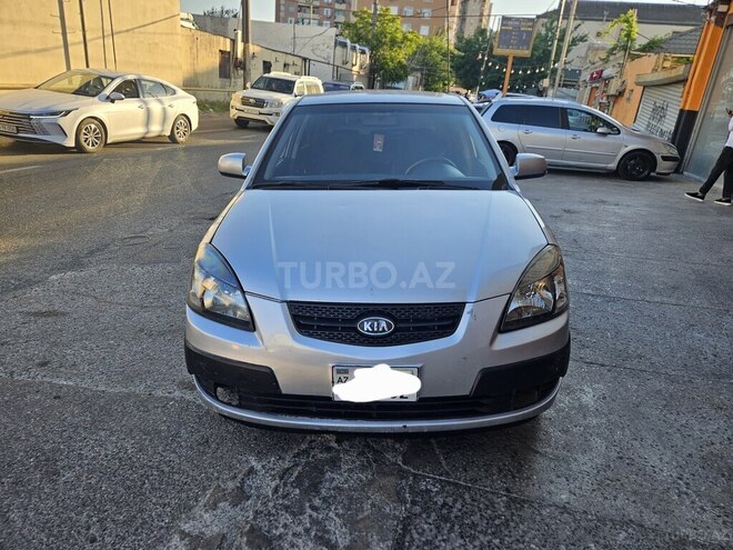 Kia Rio-1