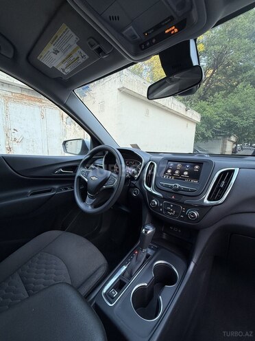 Chevrolet Equinox-12