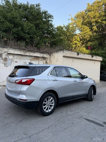 Chevrolet Equinox-7