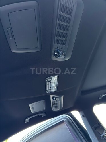 BMW 740-12