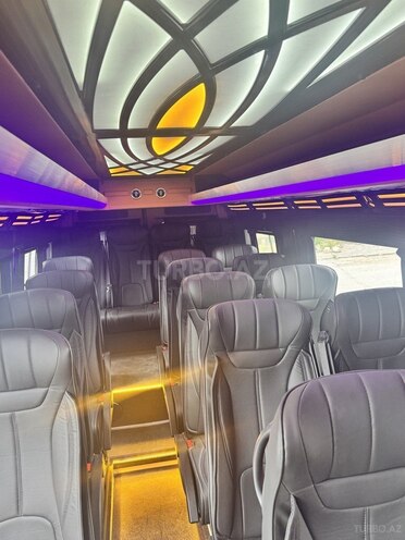 Mercedes Sprinter 515-4