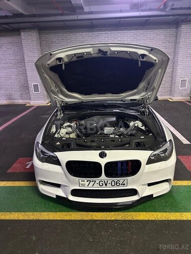 BMW 528-5