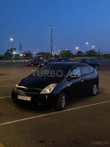 Toyota Prius-1