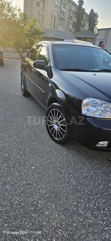 Chevrolet Lacetti-2