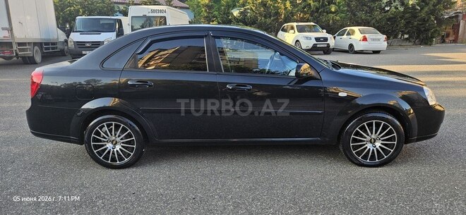 Chevrolet Lacetti-4