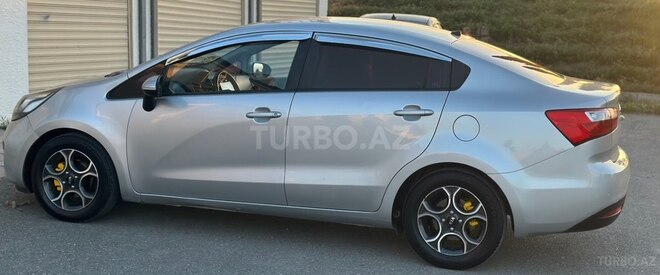 Kia Rio-3