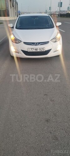 Hyundai Avante-2