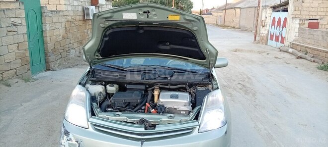 Toyota Prius-9