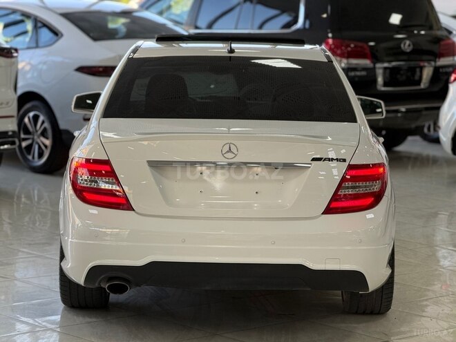 Mercedes C 250-8