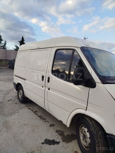 Ford Transit-2