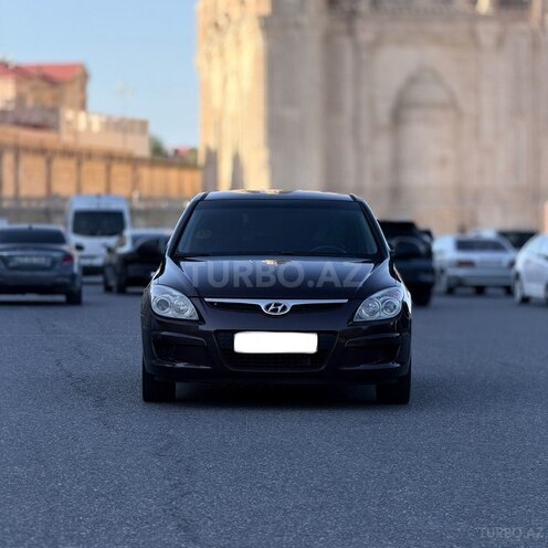 Hyundai i30-2