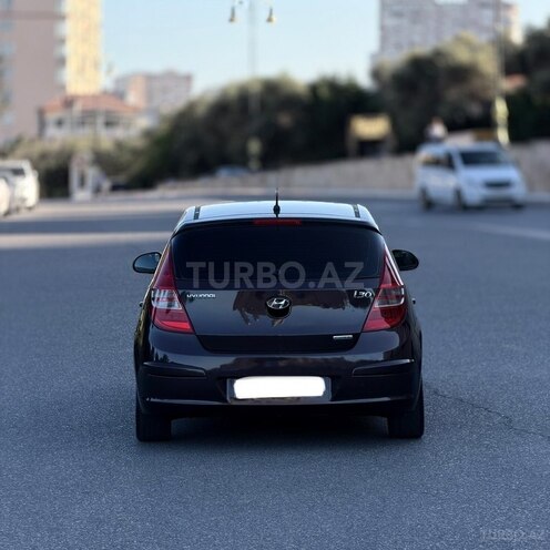 Hyundai i30-8