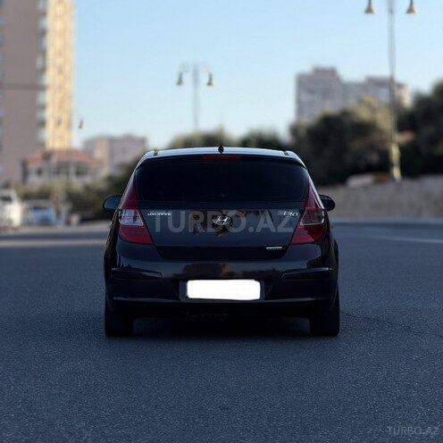 Hyundai i30-7