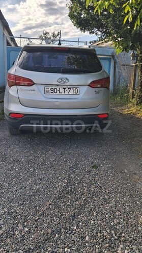 Hyundai Santa Fe-6