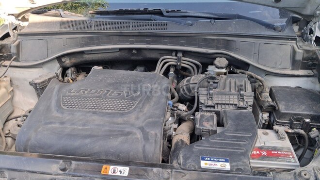 Hyundai Santa Fe-8