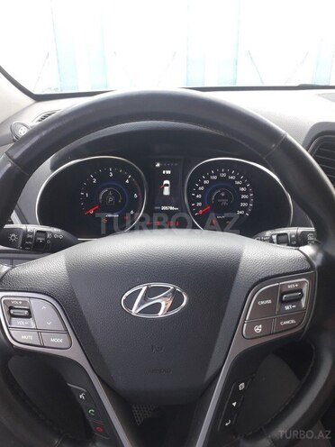 Hyundai Santa Fe-11