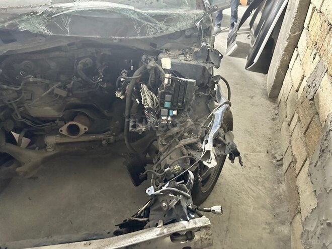 Toyota Prius-5