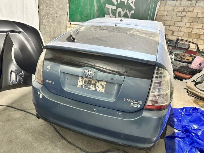 Toyota Prius-6